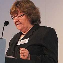 Ingrid Bussmann vom Förderkreis deutscher Schriftsteller in Baden-Württemberg