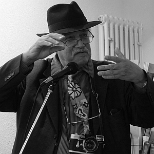 Günter Guben erklärt seine Fototechnik
