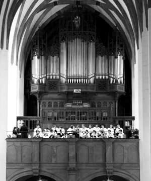 Chor auf der Empore der Sauer-Orgel (1889)