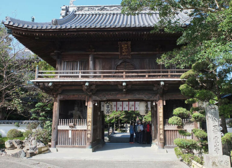 Tempel 1: Ryonzen-ji (JR-2)